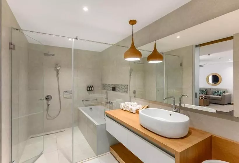 ホテル Mövenpick Balaland Resort Lake Balaton