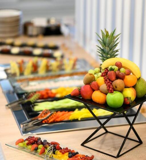 Отель Mövenpick Balaland Resort Lake Balaton