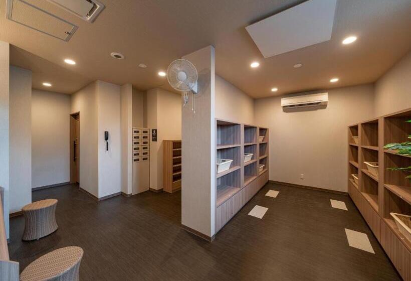 בית מלון כפרי Route Inn Osaka Izumifuchu