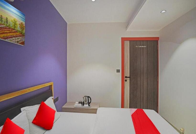 호텔 The Hallmark By Wb Inn