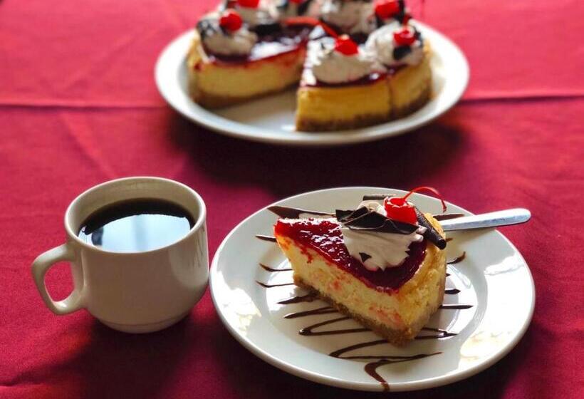 فندق Y Café Ixmati Suchitoto