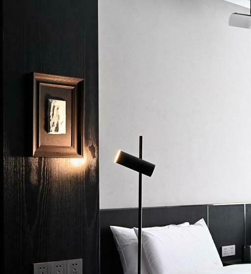 Lia Hotel Shenzhen Qianhai Baoan Center Turnaround Metro Station