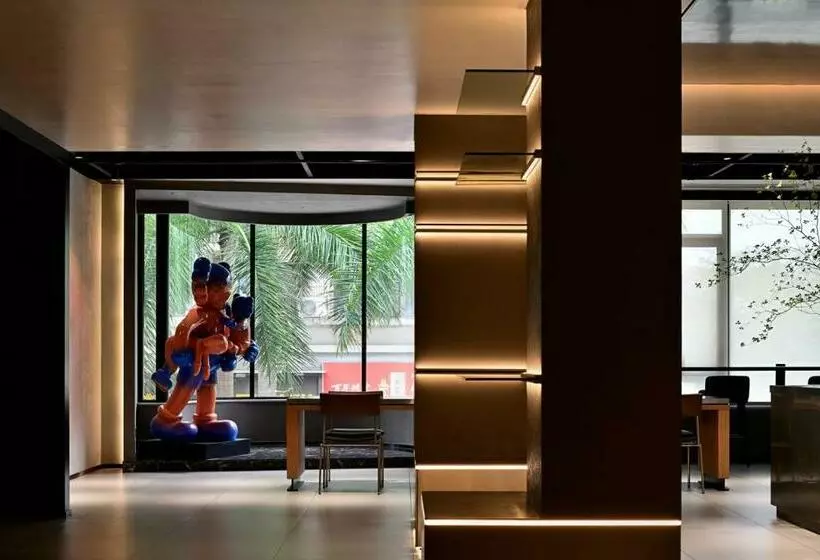 Lia Hotel Shenzhen Qianhai Baoan Center Turnaround Metro Station