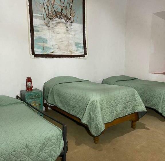 پانسیون Casa Aldama 83