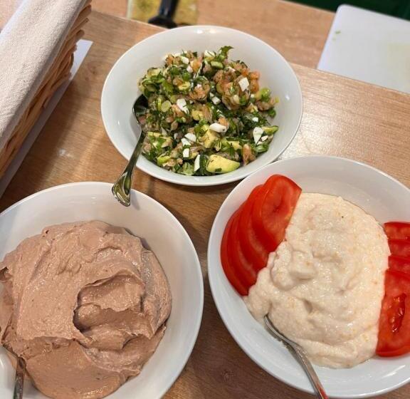 پانسیون Chalet Deluț