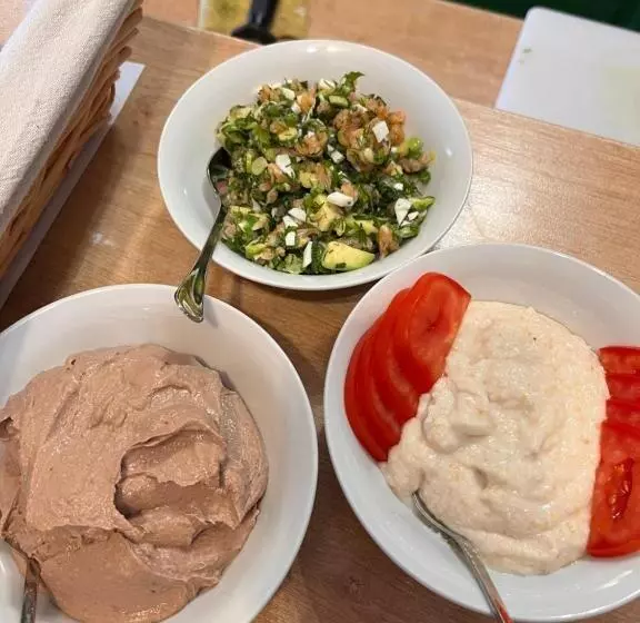 پانسیون Chalet Deluț