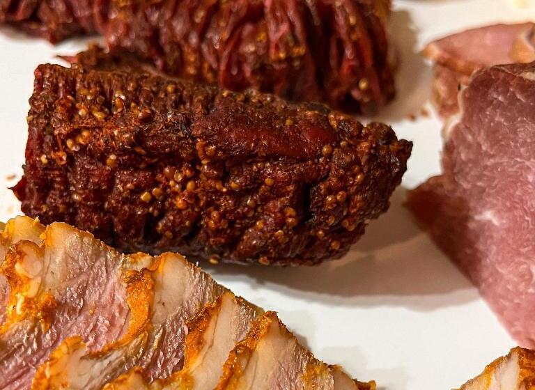 پانسیون Chalet Deluț