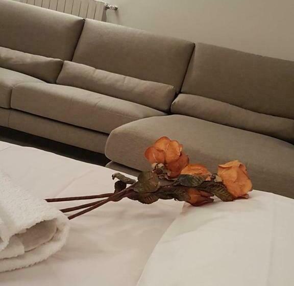 پانسیون Charming Quadruple Room