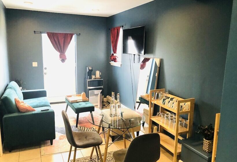 ペンション Peekskill Guesthouse