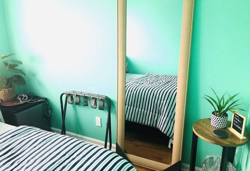 ペンション Peekskill Guesthouse