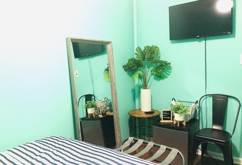 ペンション Peekskill Guesthouse