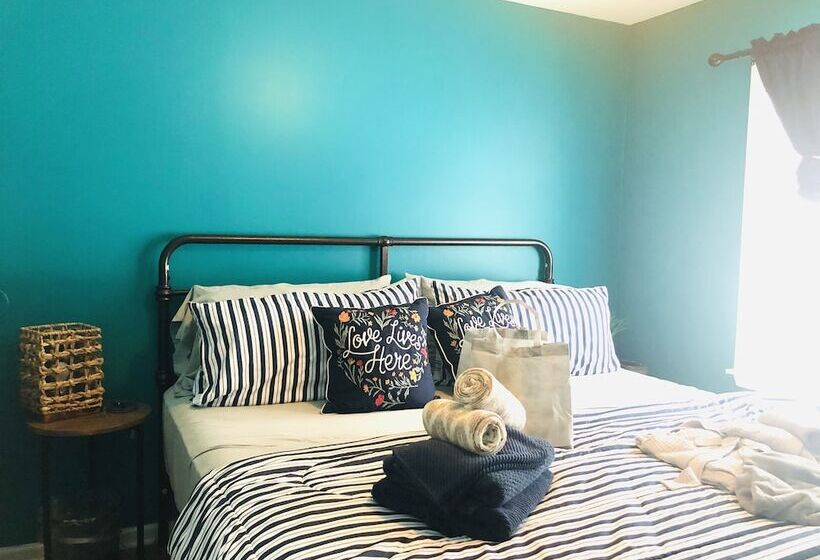 ペンション Peekskill Guesthouse