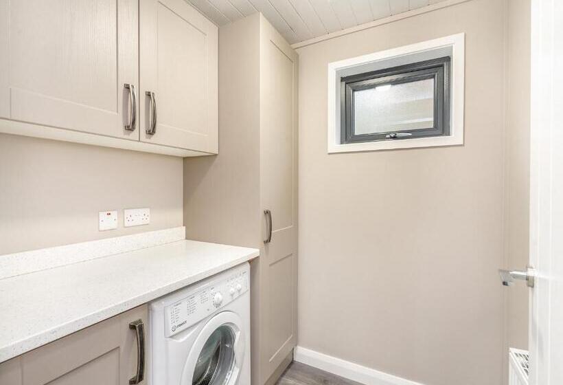 Resort Charlesworth Lodges