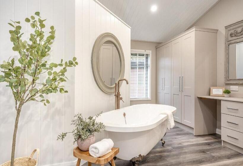 Resort Charlesworth Lodges