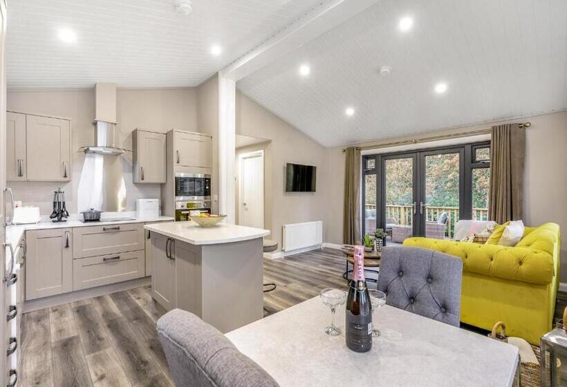 Resort Charlesworth Lodges