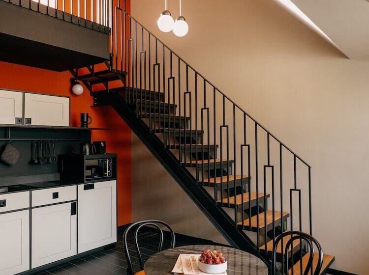 Weltwien Luxury Art Apartments & Free Parking