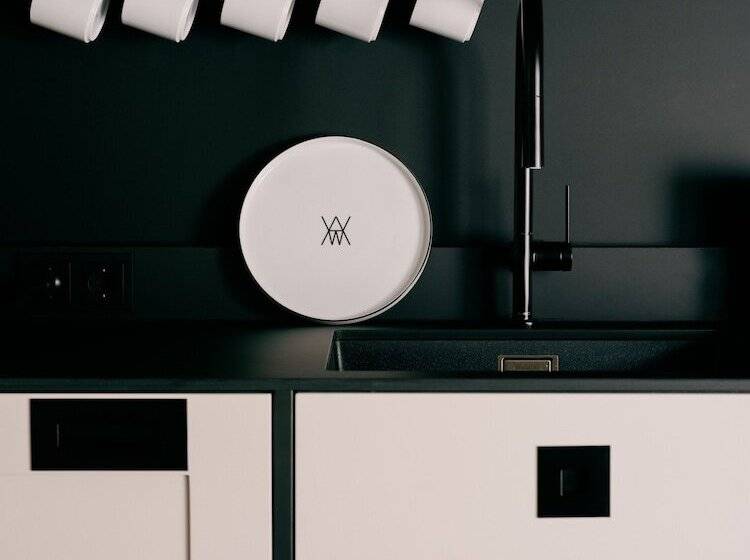 Weltwien Luxury Art Apartments & Free Parking