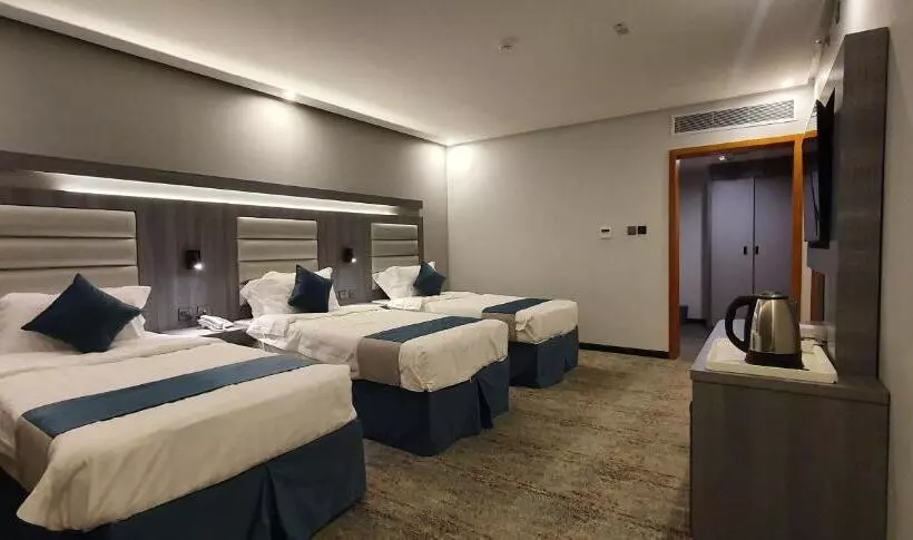 شركة الصنوبرة الفندقية فندق Pine In