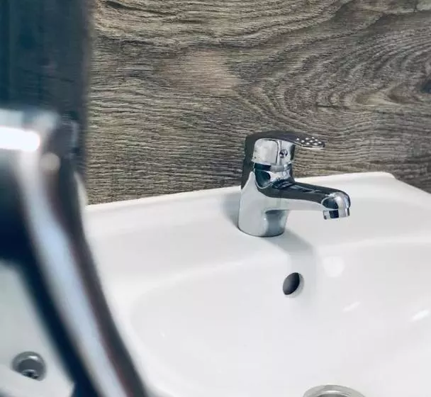 Retkeilymaja Siechnice Noclegi