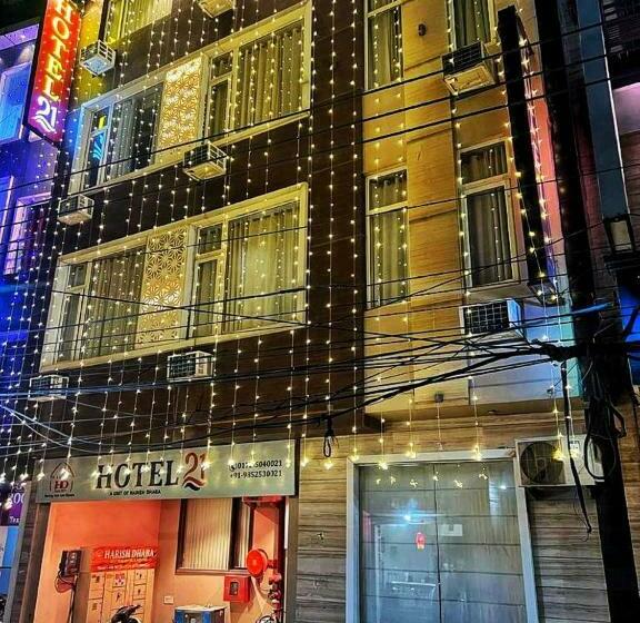 Hotel 21 Next To Chd Railway Station