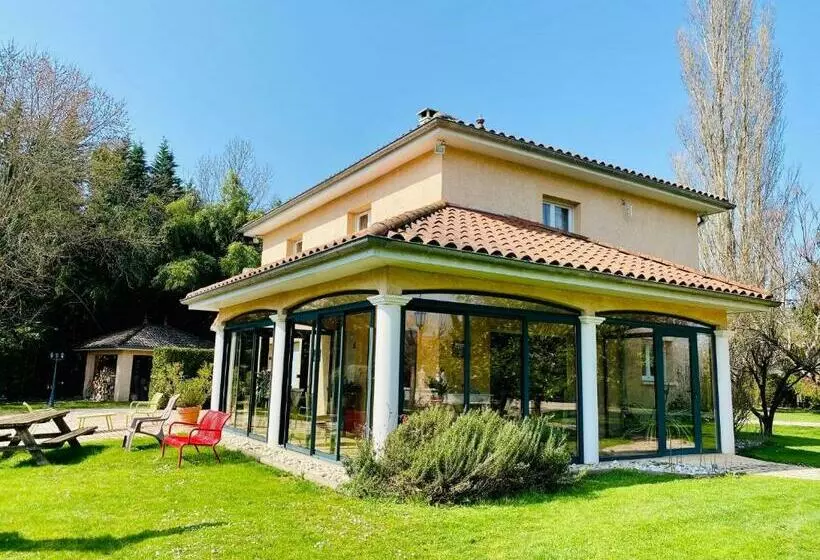 ホテル Les Villas Du Domaine De Suzel