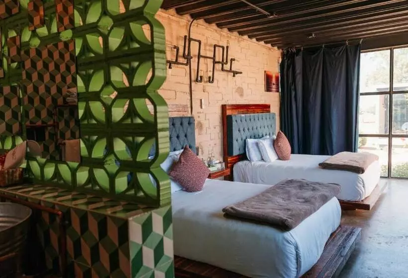 ホテル Los Amantes Valle De Guadalupe