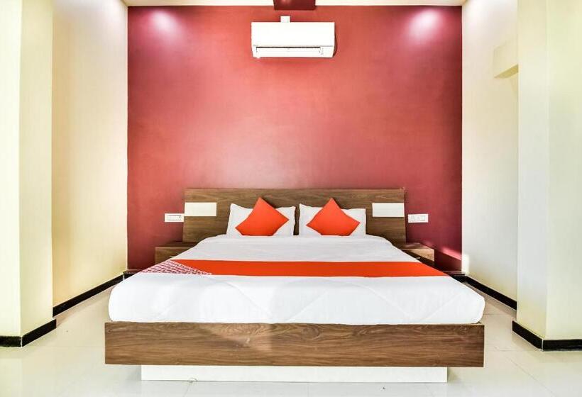 Hotel Oyo 65534  Nisarg