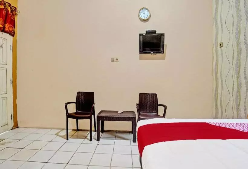 Hotelli Oyo 92097  Sejahtera Syariah