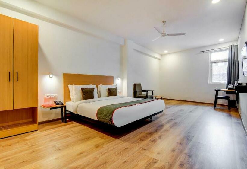 호텔 Oyo Townhouse 244 Prayagraj