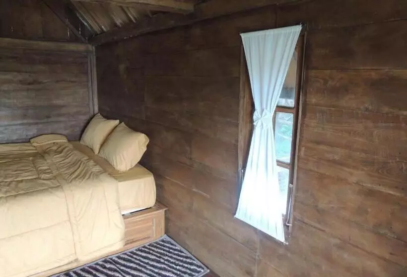 Hotelli Singgasana Villa & Resto