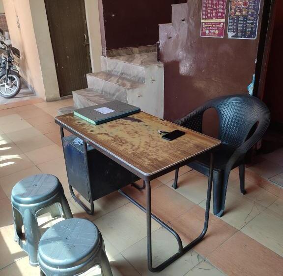 בית מלון כפרי Spot On 88162 Four Season