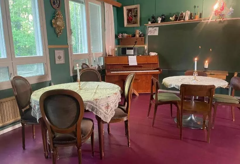 ベッドアンドブレックファースト Koulumäki