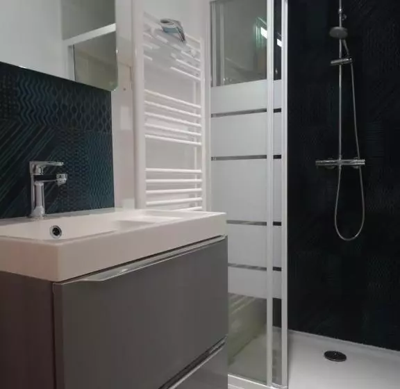 L Escale Niortaise   Centre Ville   10mn Gare   Wifi   Netflix