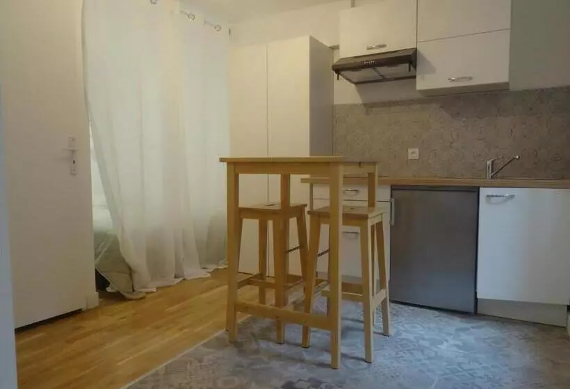 L Escale Niortaise   Centre Ville   10mn Gare   Wifi   Netflix