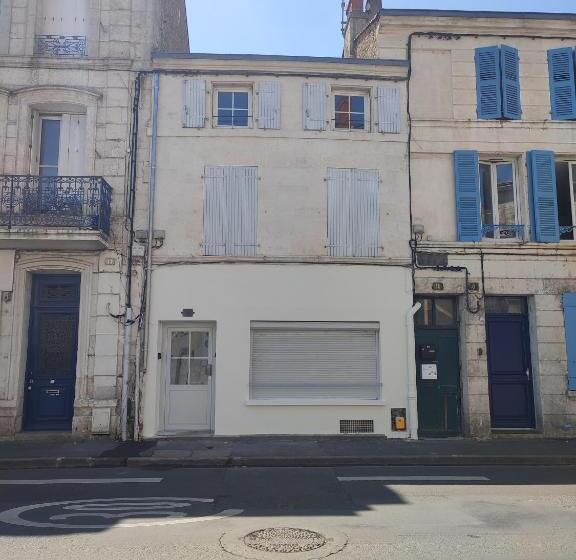 L Escale Niortaise Centre Ville 10mn Gare Wifi Netflix