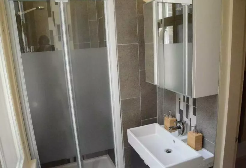 ペンション 43a Crown Street