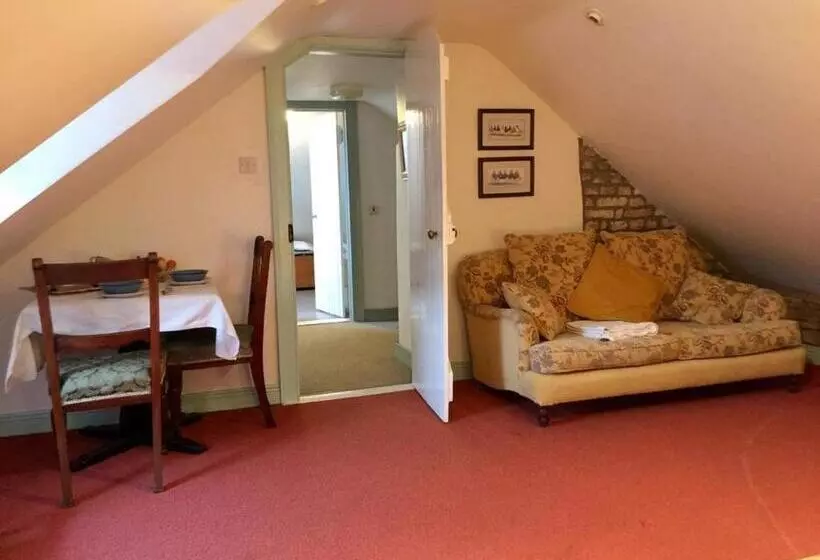ペンション Ballyrider House Beautiful Triple Suite