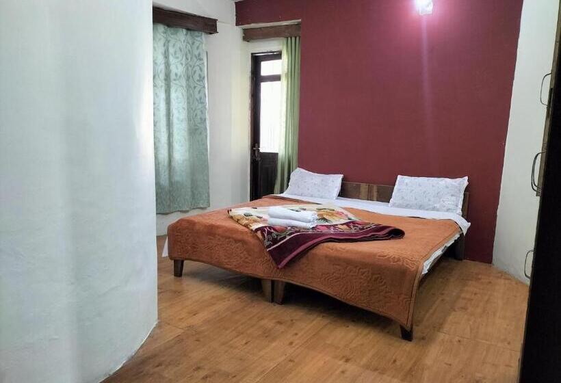 بنسيون Kailwood Guest House