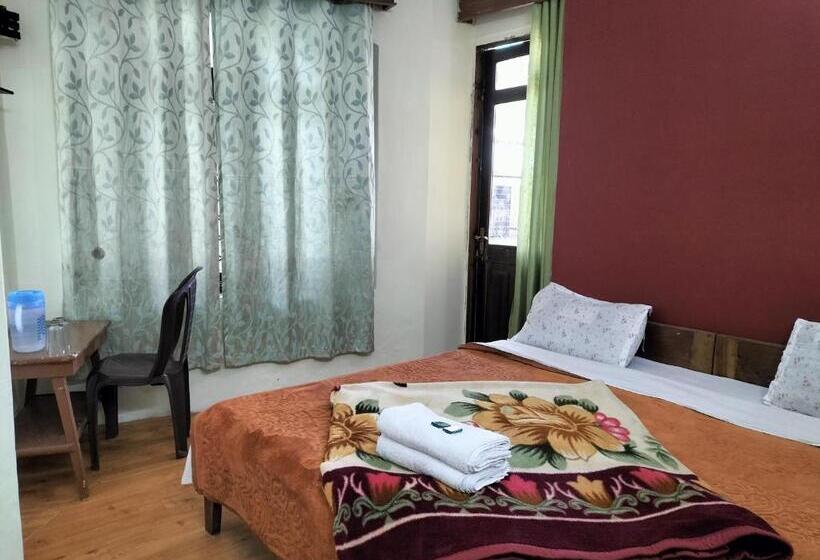 بنسيون Kailwood Guest House