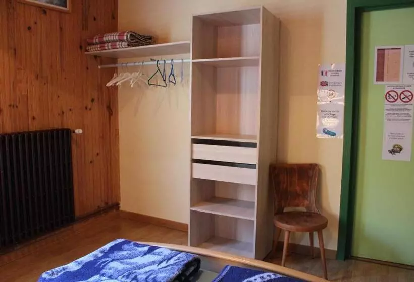 ペンション Les Morillons