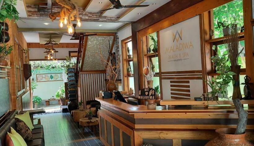 پانسیون Maladiwa Beach & Spa