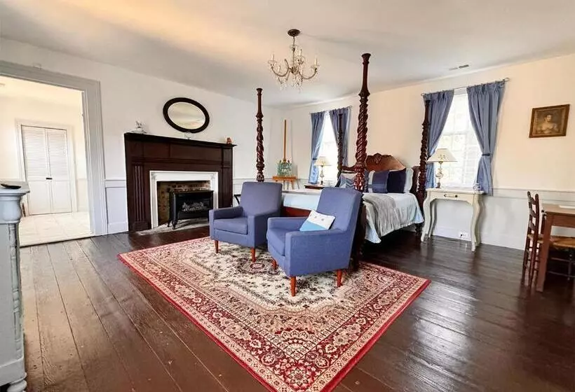 The Sunnyside Sisters Bed And Breakfast