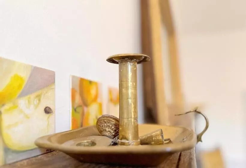 The Sunnyside Sisters Bed And Breakfast