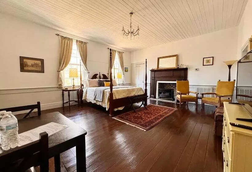 The Sunnyside Sisters Bed And Breakfast