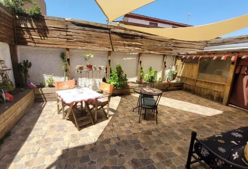 Retkeilymaja Hostal Sol Y Luna