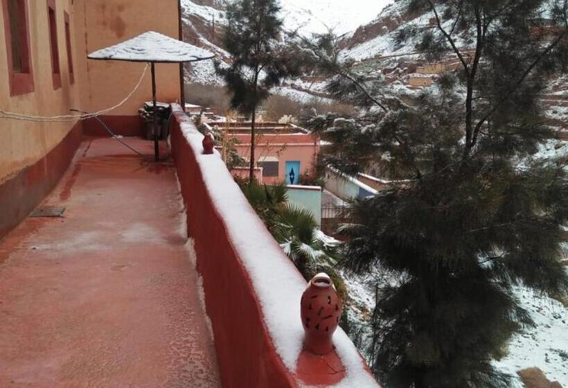 Auberge Hôtelière Kasbah Tinariwin