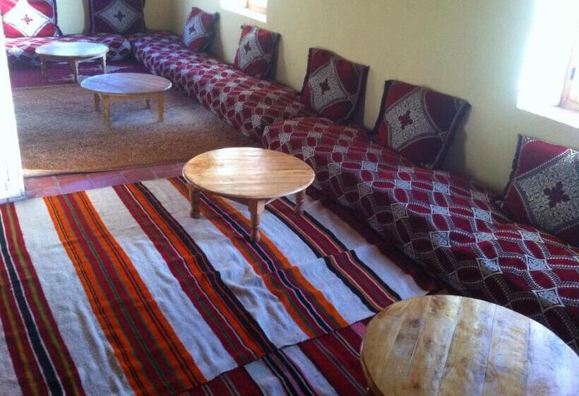 Auberge Hôtelière Kasbah Tinariwin