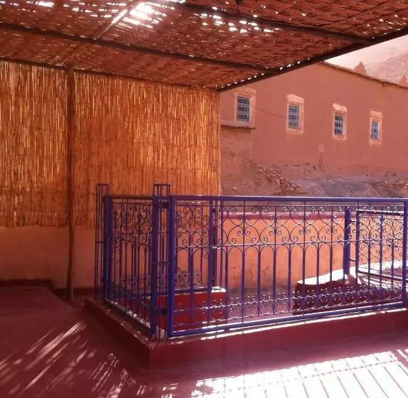 ユースホステル Kasbah Tinariwin