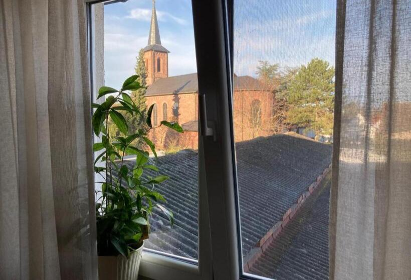 ユースホステル Landhaus Apartments