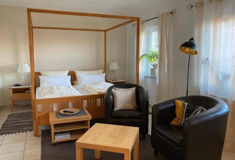 ユースホステル Landhaus Apartments